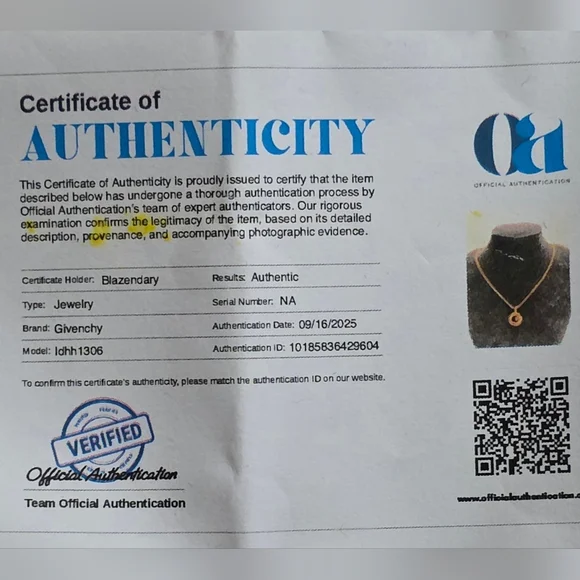 Vintage Givenchy Rhinestone G Necklace | 15.5 in - Picture 6 of 6